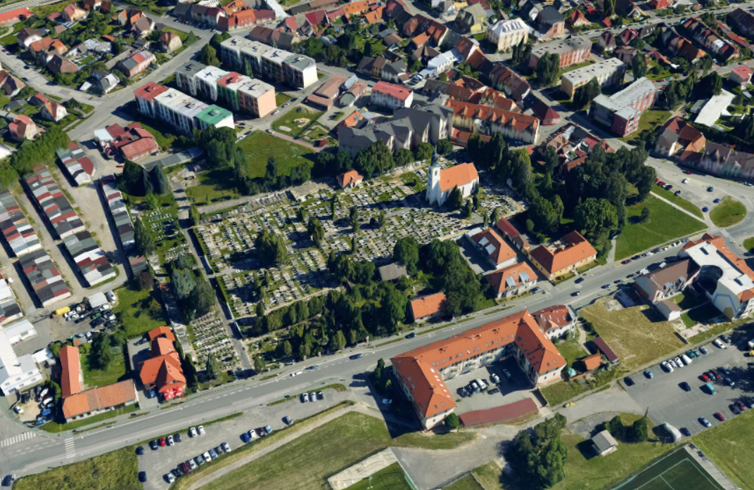 Letecký pohled na hřbitov sv. Alžběty v Třeboni